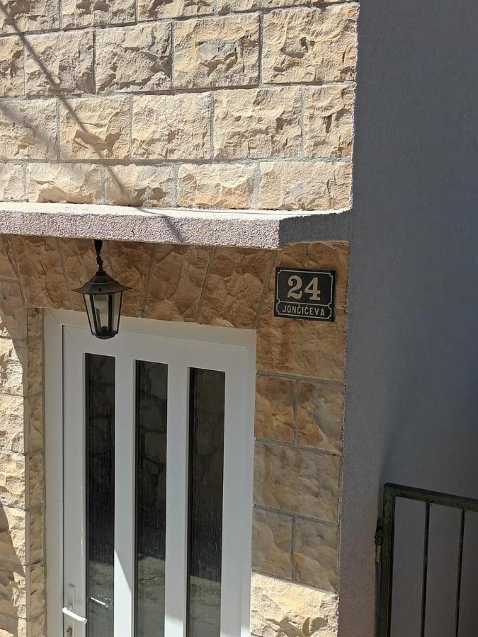 Delmar Apartment Komiža Exterior foto